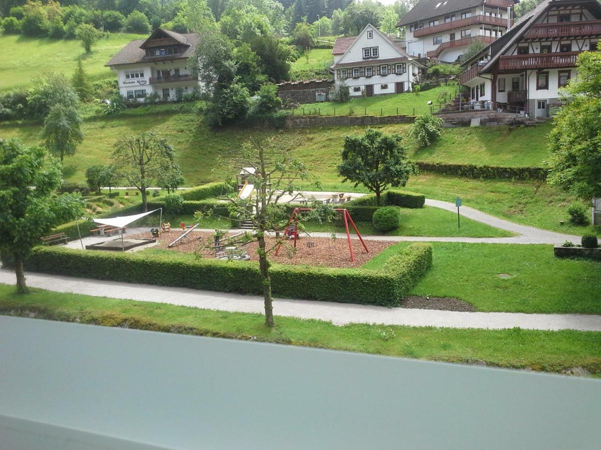 Haus Laetsch Apartment Bad Peterstal-Griesbach Exterior foto