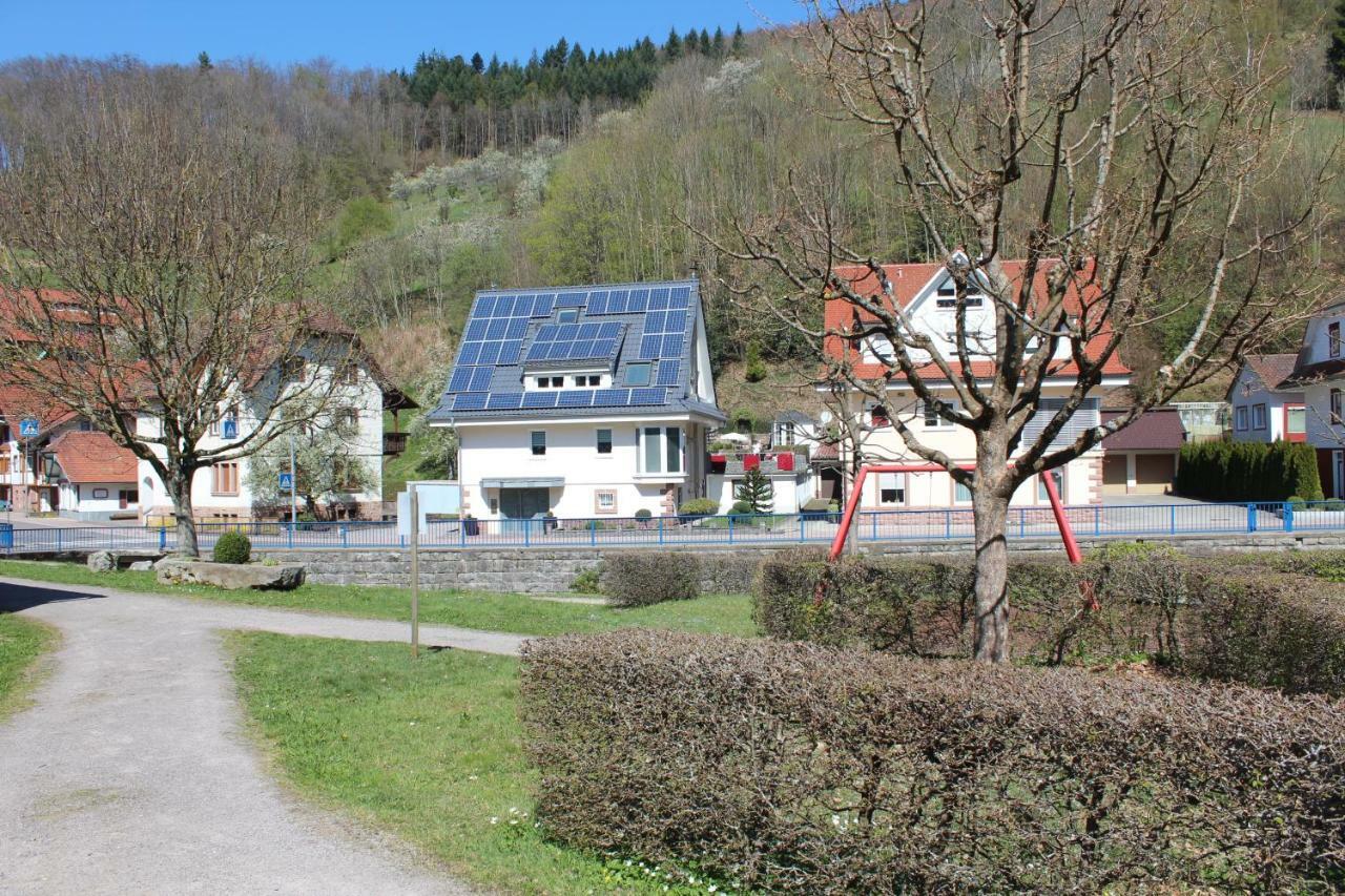 Haus Laetsch Apartment Bad Peterstal-Griesbach Exterior foto